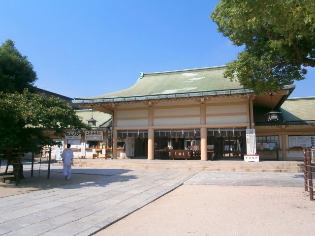 生國魂神社の拝殿の画像