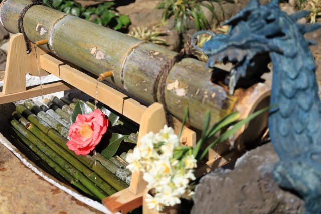東慶寺の手水舎の画像